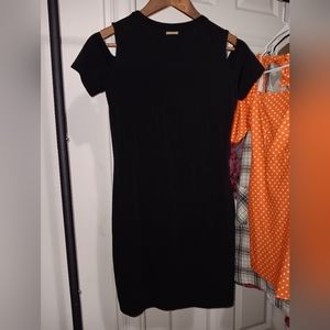 Adorable 'cold shoulder' black XS Michael Kors mid upper thigh length dress